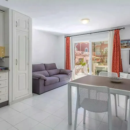 Apartamento En Planta Baja *