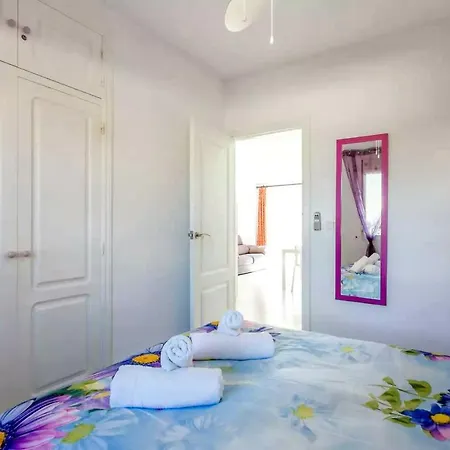 Apartamento En Planta Baja Apartamento Dénia